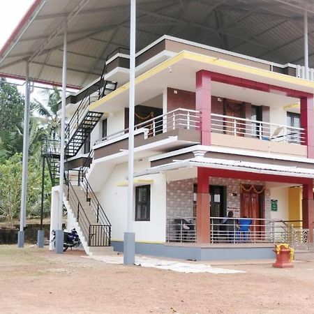 Nisarga Homestay, Dharmasthala Dharmastala المظهر الخارجي الصورة