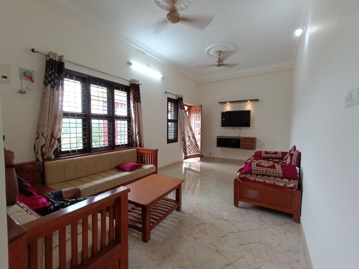 Nisarga Homestay, Dharmasthala Dharmastala المظهر الخارجي الصورة