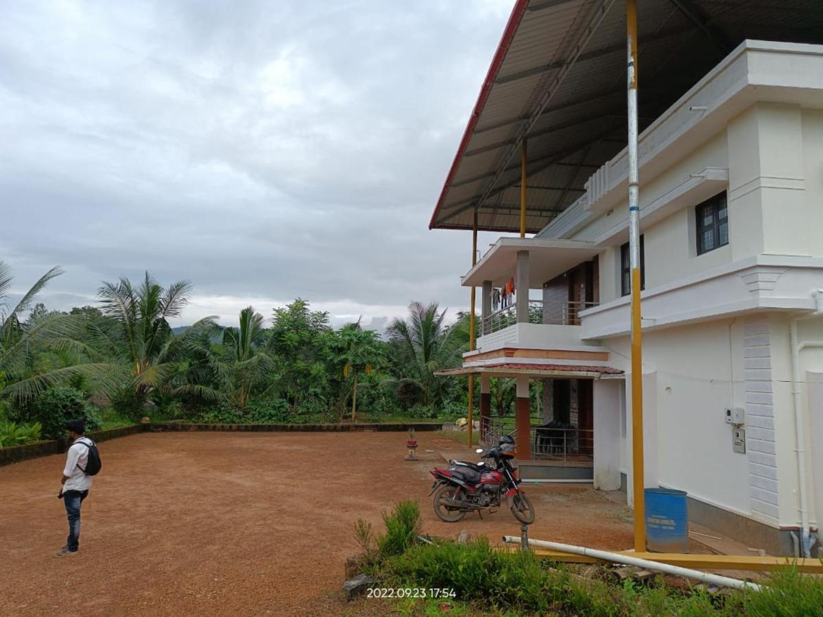Nisarga Homestay, Dharmasthala Dharmastala المظهر الخارجي الصورة